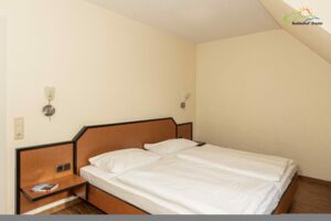 Apartment für fünf, Schlafzimmer OG